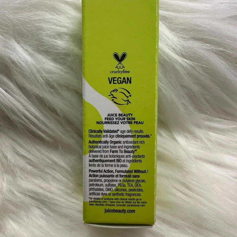 💙3/$20 Juice Beauty Prebiotix Vitamin C Serum in Bright Green box